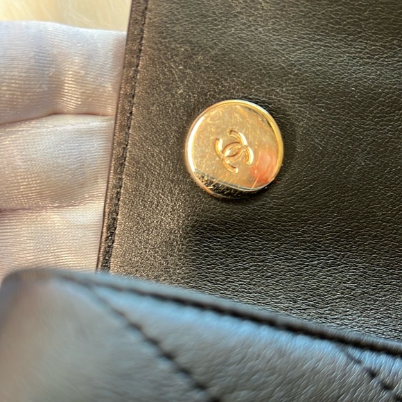 Chanel Black Leather Backpack EC Gold Hardware Turn Lock Comes Box, Bag & Flower - Picture 12 of 17